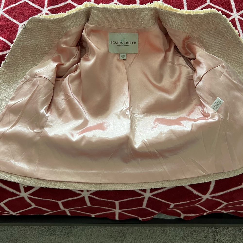 Boston Proper Pink Floral Embellished Blazer - Picture 7 of 10